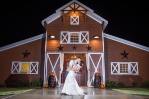 9 oaks farm wedding photo