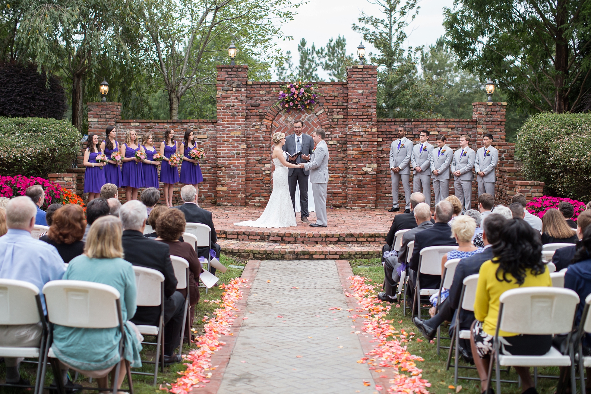 outdoor carl house ceremony