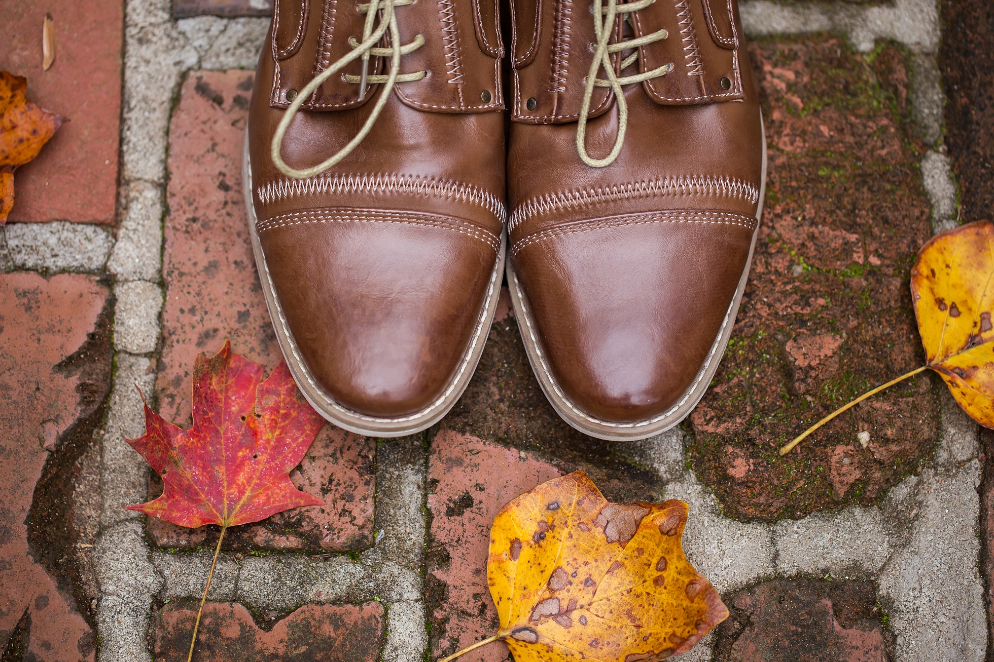 fall wedding shoes groom