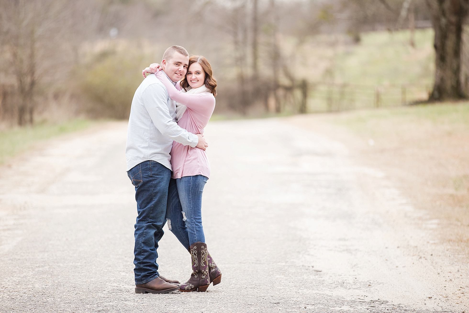 country rustic georgia engagement