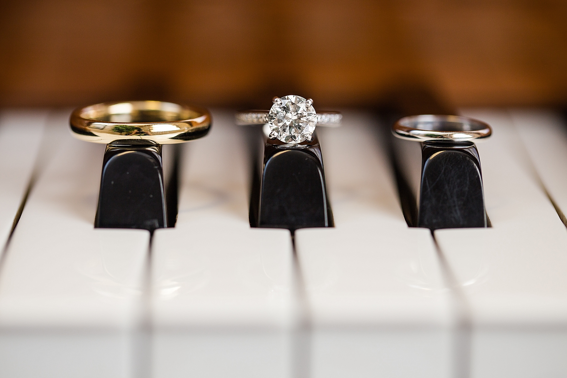 piano wedding rings photos