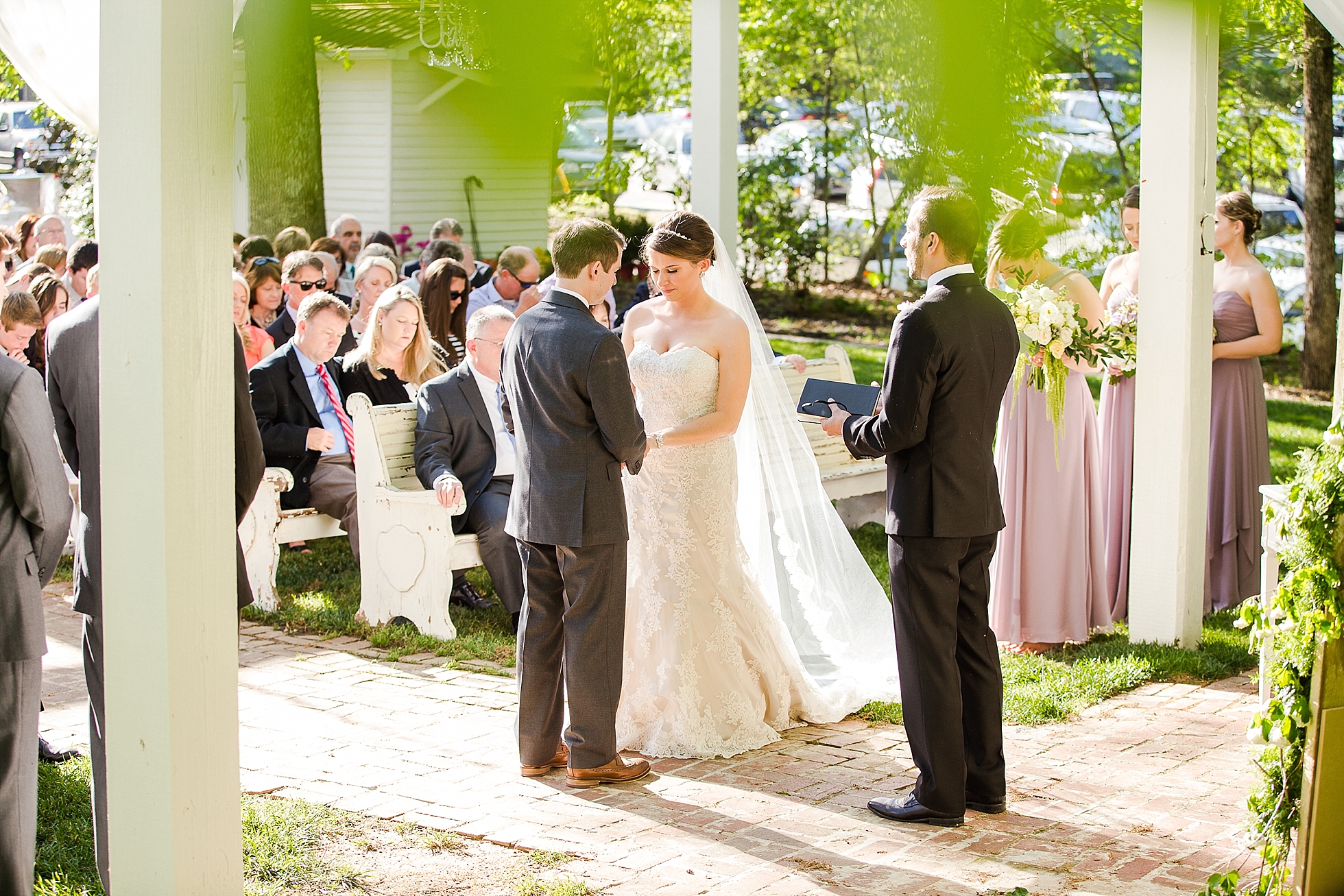 love outdoor wedding ceremony