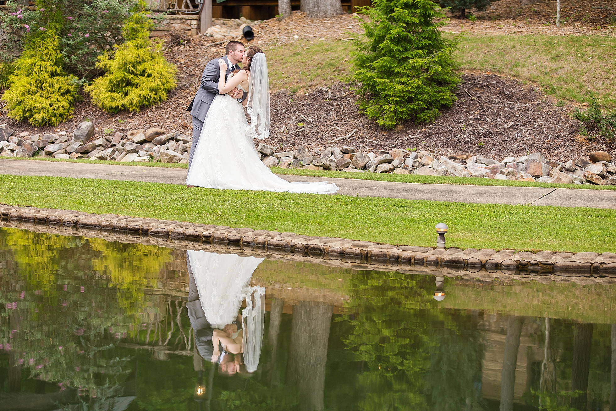 lake reflection wedding photos