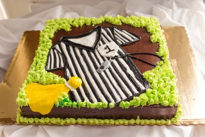 referee grooms cake