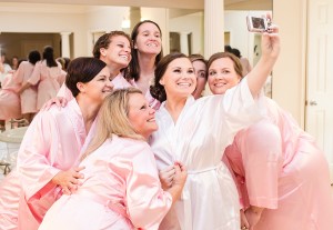 wedding bridesmaids selfie
