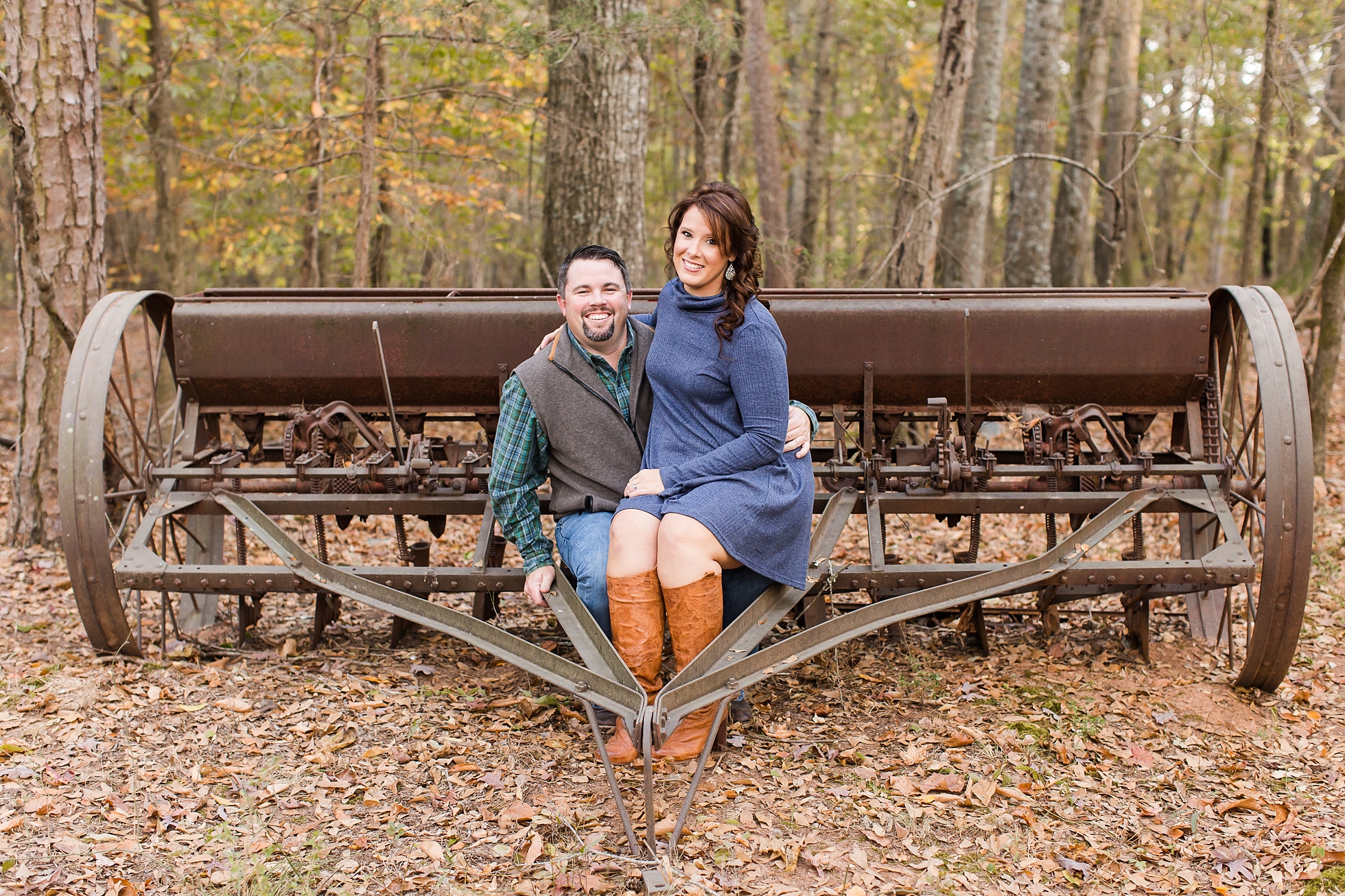 rustic engagement photos fall
