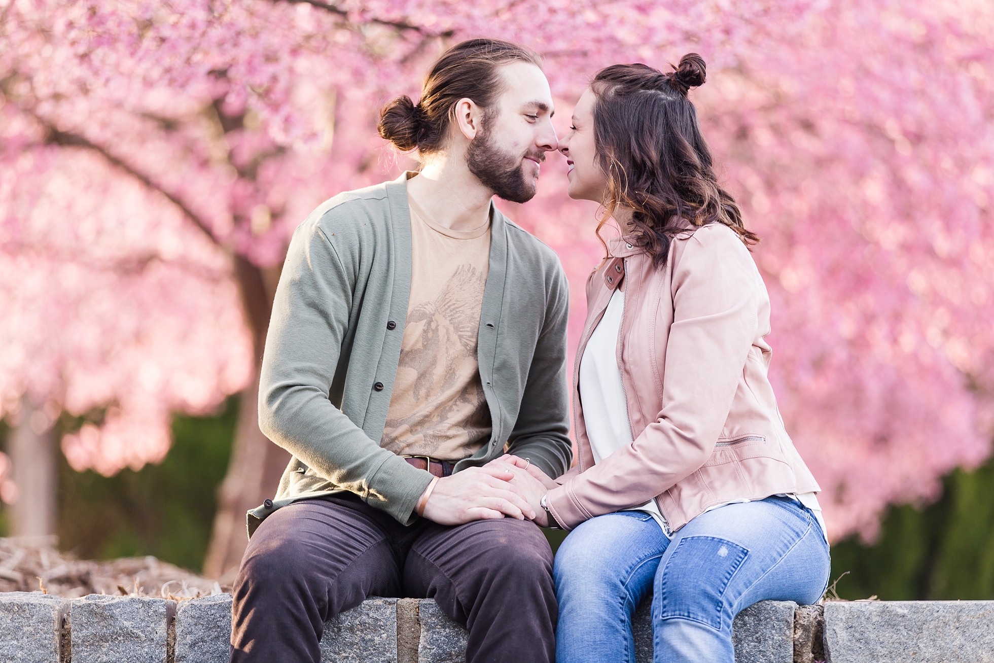 engagement photos pink flowers