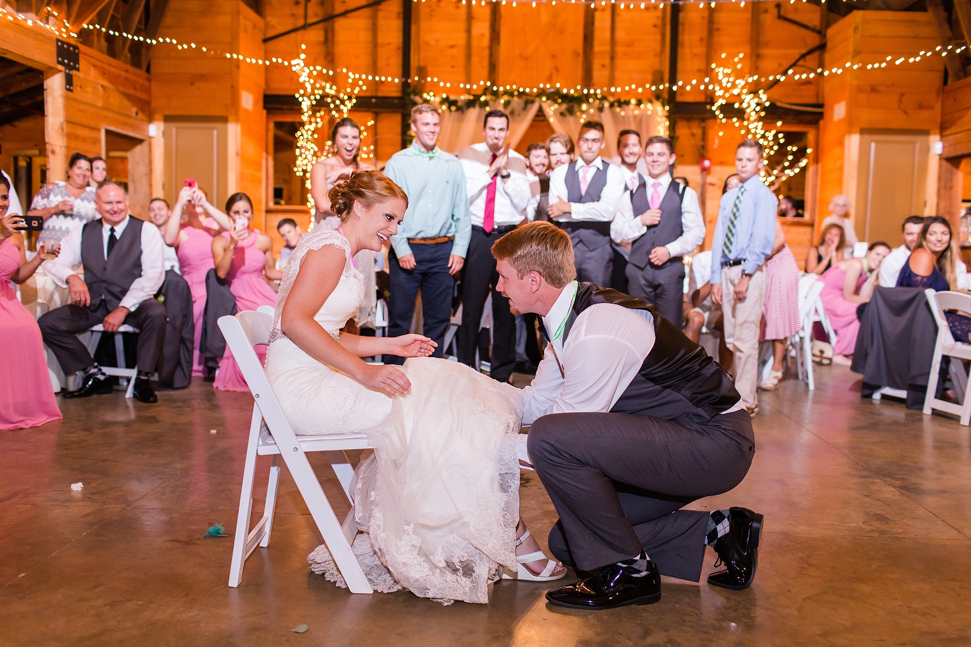 garter toss wedding barn