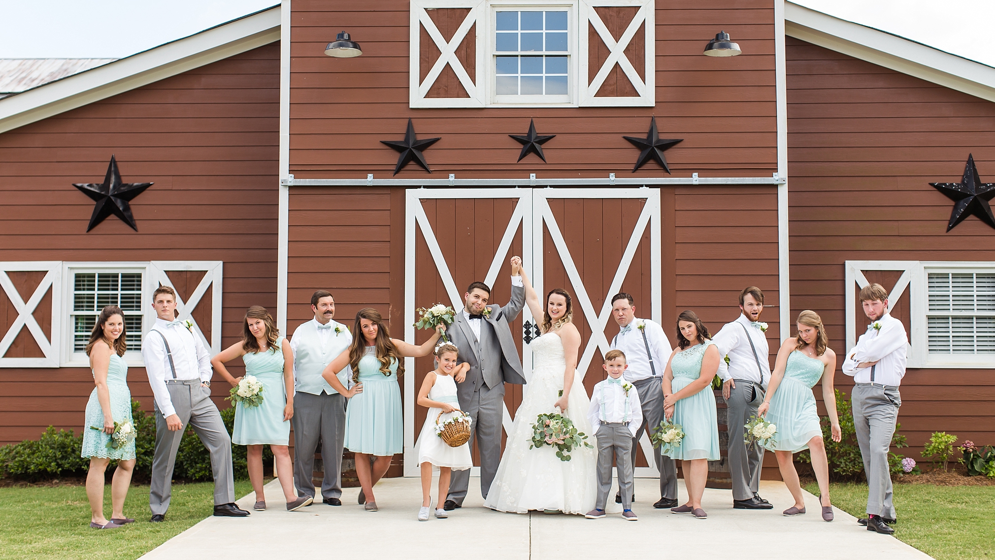 9 oaks farm barn wedding georgia