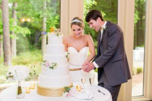 cake cutting wedding country club