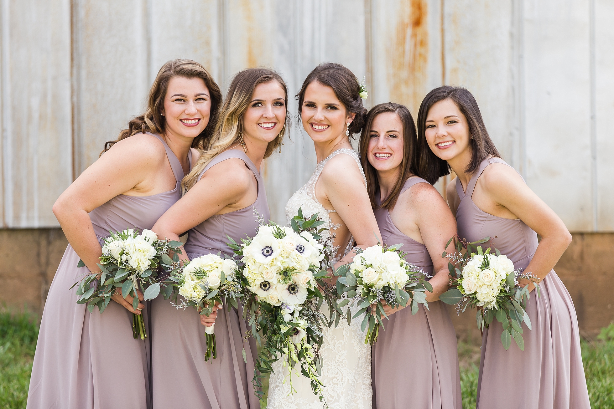 rustic wedding photographer bridesmaids