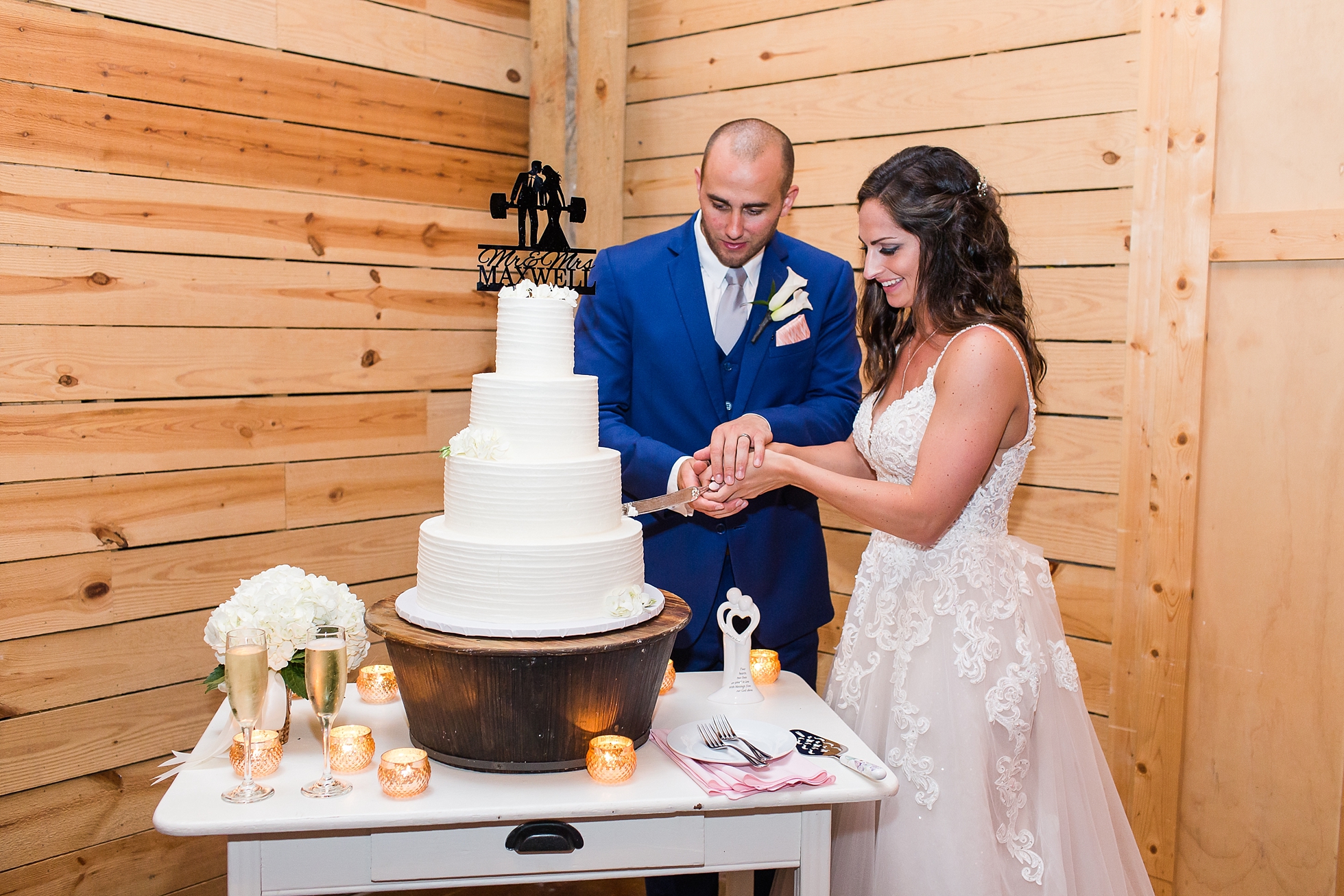cake cutting wheeler house wedding