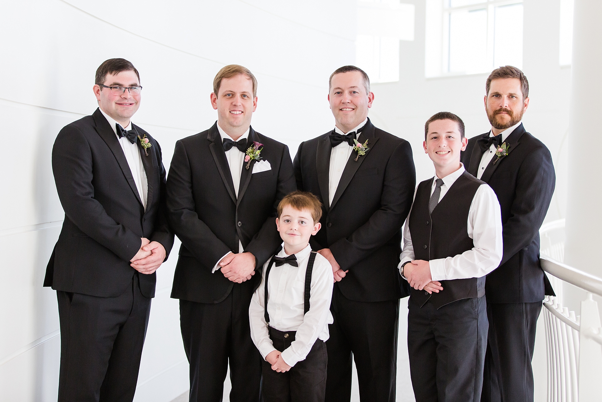 groomsmen wedding photos fernbank