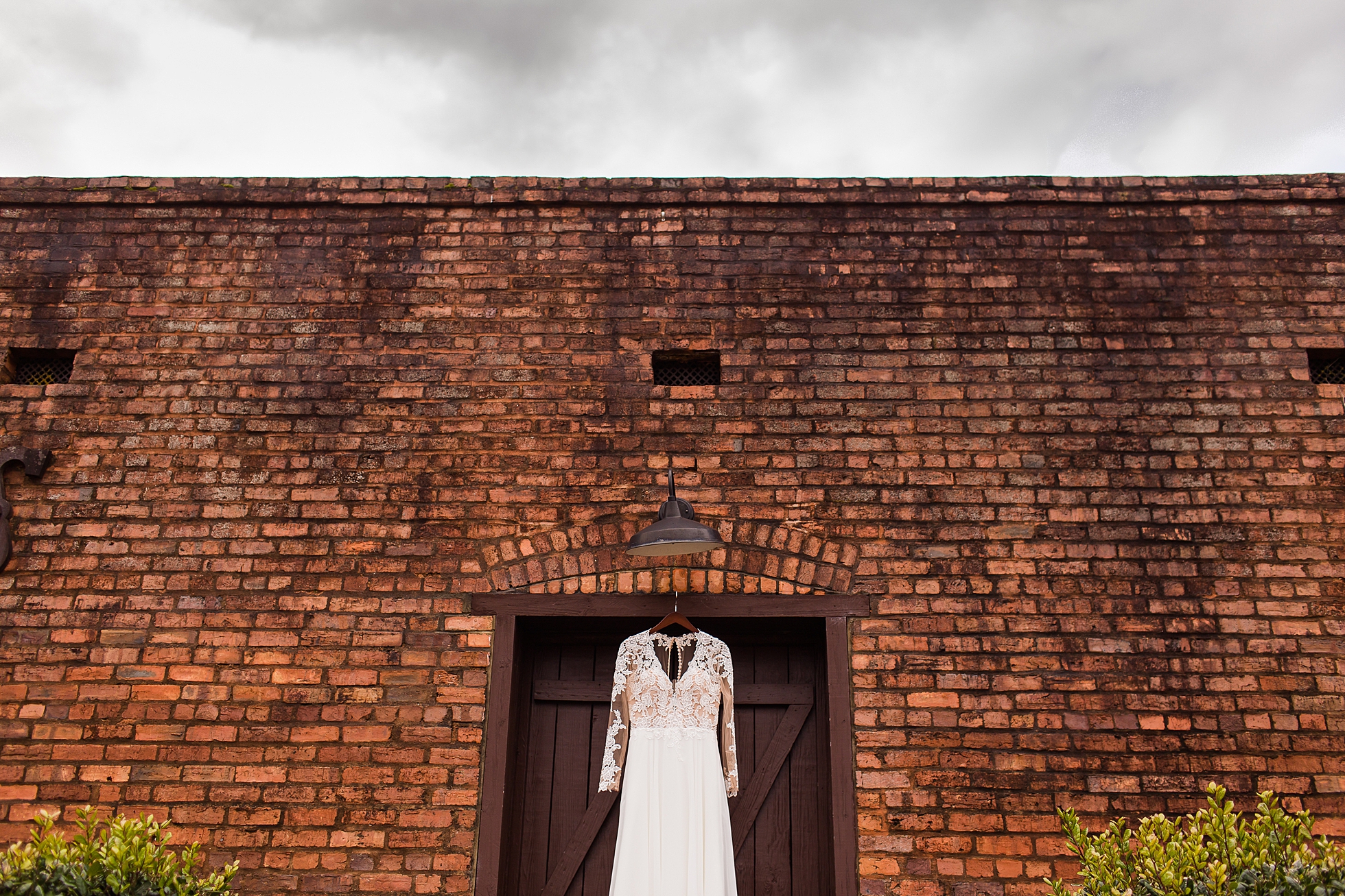 historic smithonia farm wedding dress