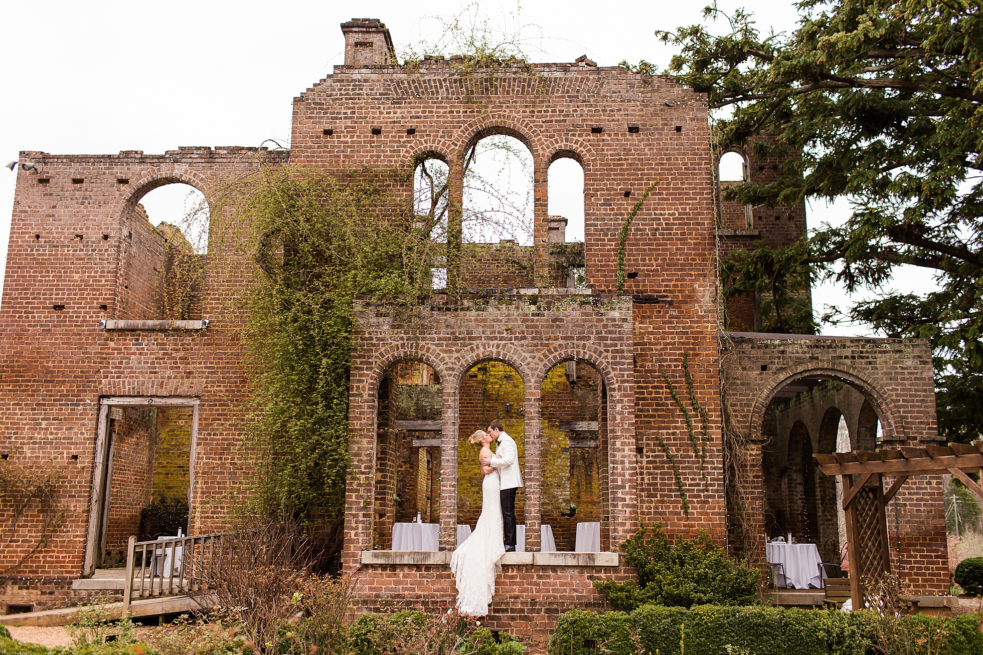 barnsley resort gardens wedding ruins photographer