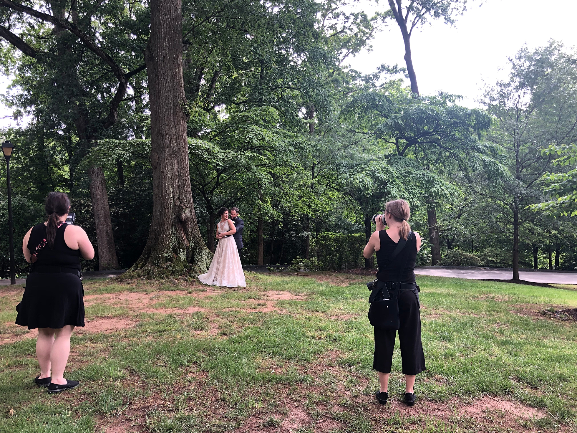 atlanta wedding photographer behind the scenes