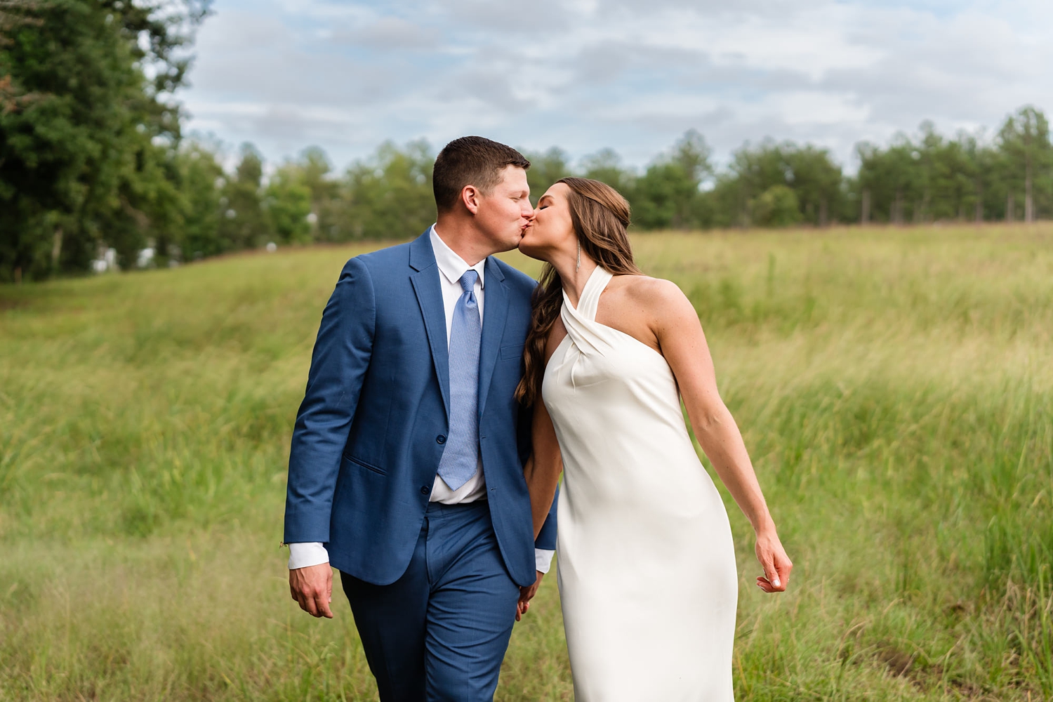 field elopement wedding georgia photographer